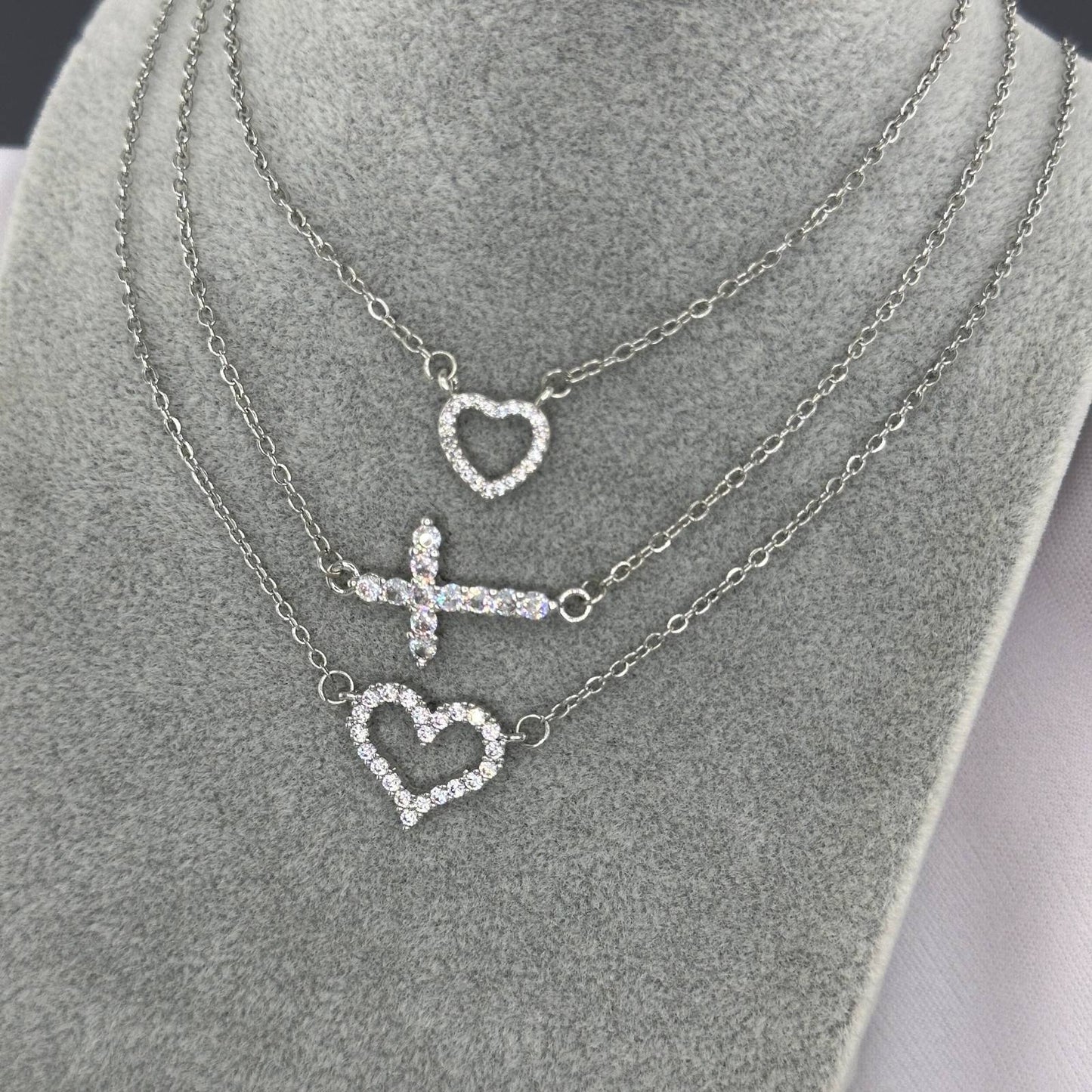 Stainless steel  Hearts necklace